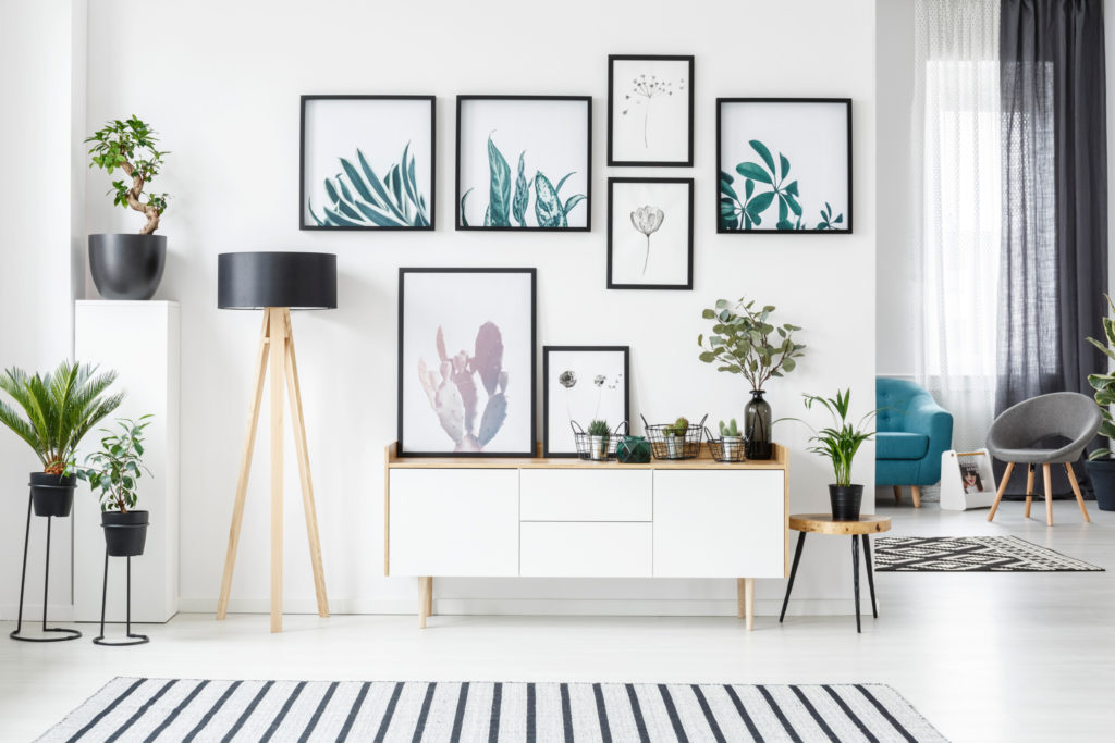 Decorate Your Blank Walls With These Tips